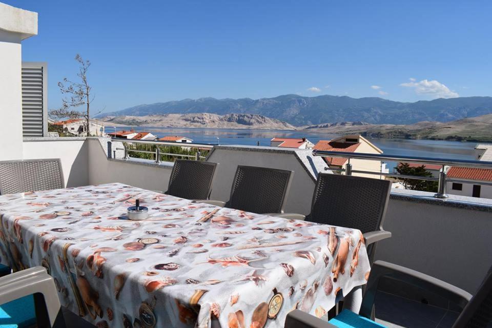 Apartmani Celjak Pag Town Exteriör bild