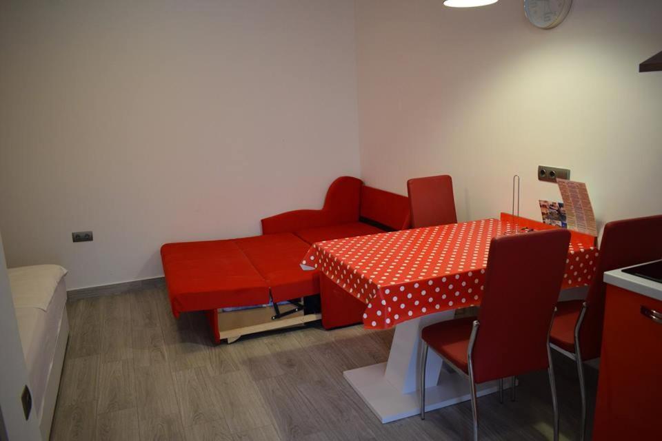 Apartmani Celjak Pag Town Exteriör bild