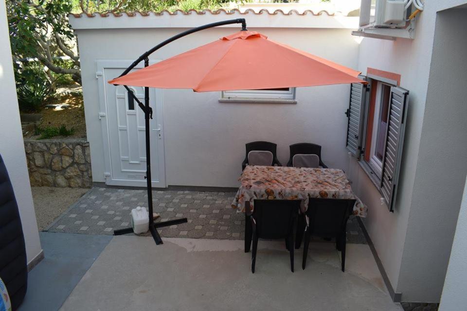 Apartmani Celjak Pag Town Exteriör bild